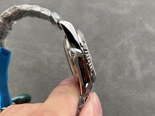 激安ロレックス内部構造